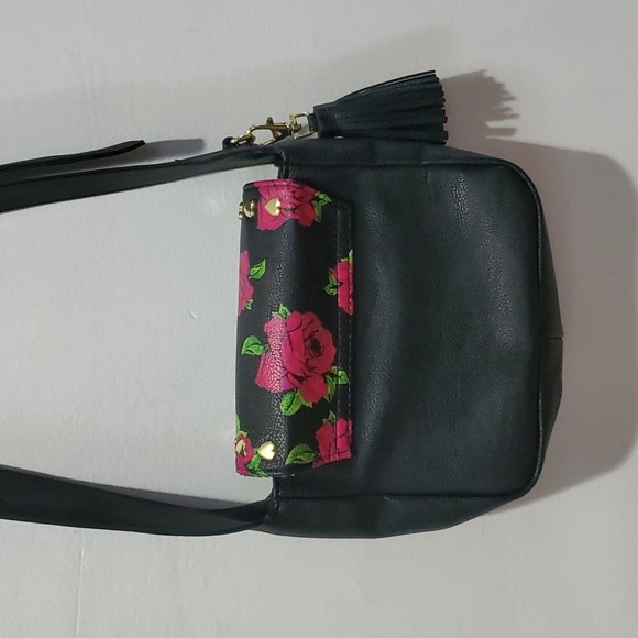 Betsey Johnson Floral Crossbody Bag - Picture 5 of 10